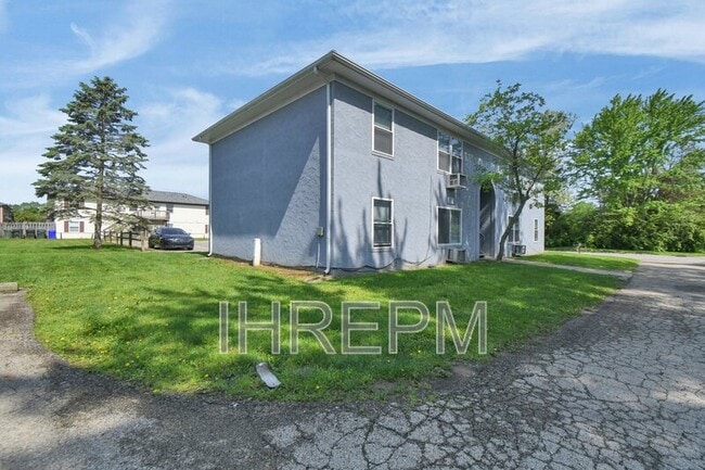 Primary Photo - 2595 Red Rock Blvd