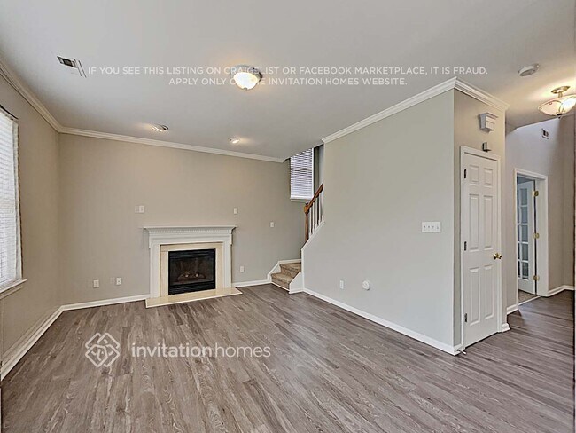 Building Photo - 8006 Glamorgan Ln