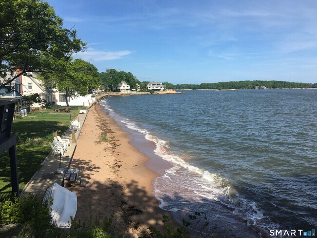 Building Photo - 25 Dorr St