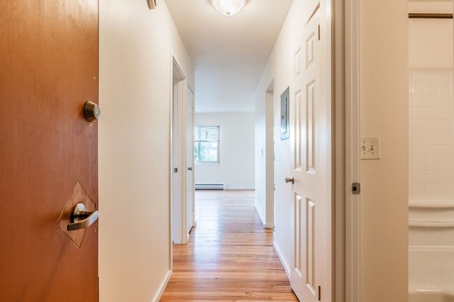 Interior Photo - Lake Vista Apartments