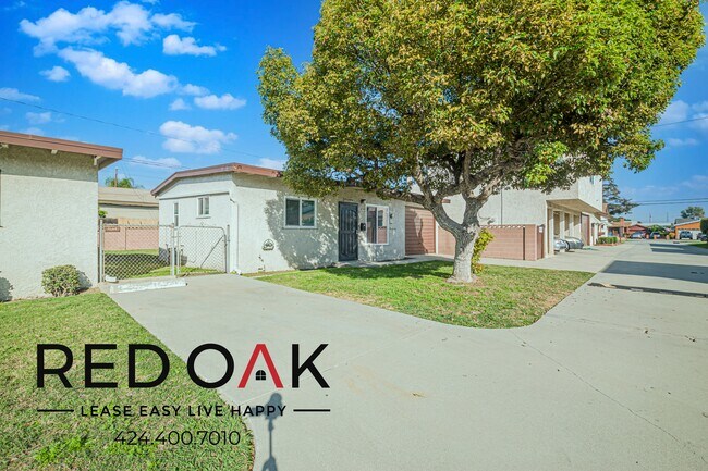 Building Photo - 15301 Woodruff Pl