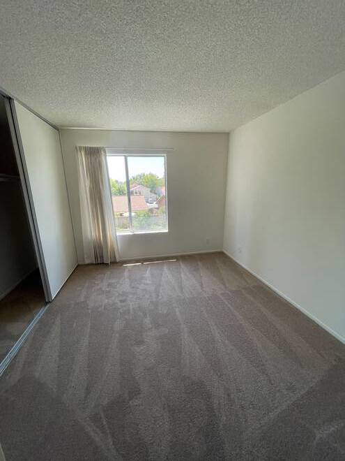 Building Photo - 141 W Avenida De Los Arboles