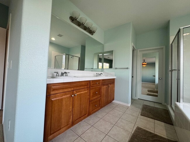Building Photo - 3701 Pondera St