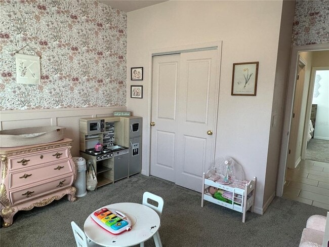 Building Photo - 751 Staffora St