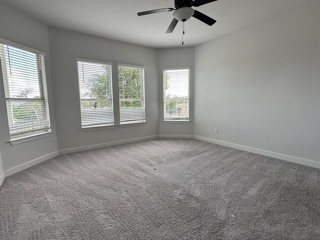 Building Photo - 12608 Stanford Dr