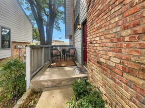 Building Photo - 15151 Berry Trail