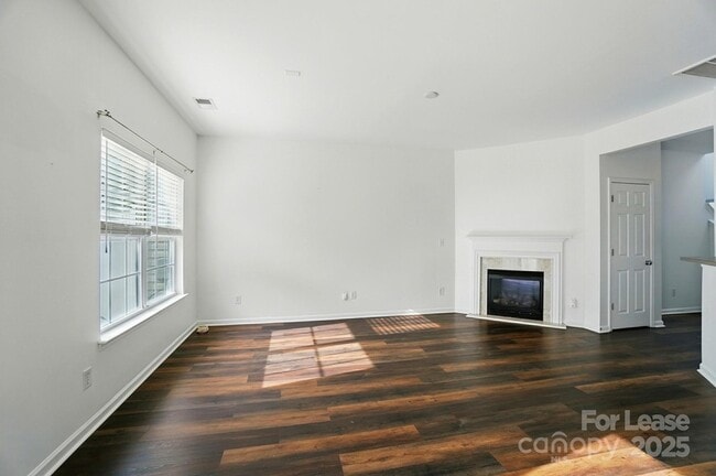 Building Photo - 10316 Stineway Ct