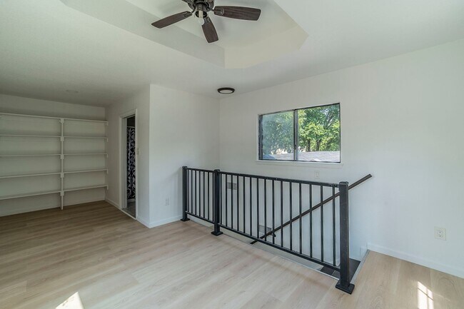 Building Photo - Stylishly Renovated 3-Bedroom Home in Arli...