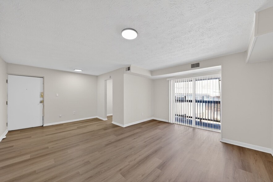 Living Area - Prime Hamburg Apartments