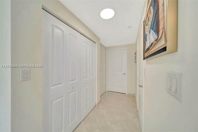 Building Photo - 7355 SW 89th St
