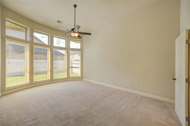 Building Photo - 6730 Sotoria Ln