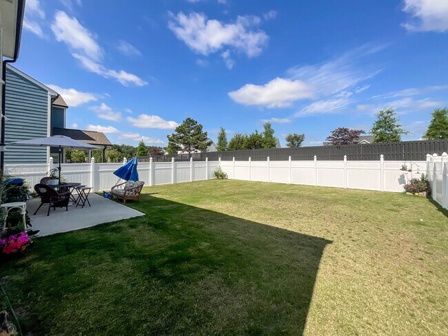 Building Photo - 494 Aspire Cir