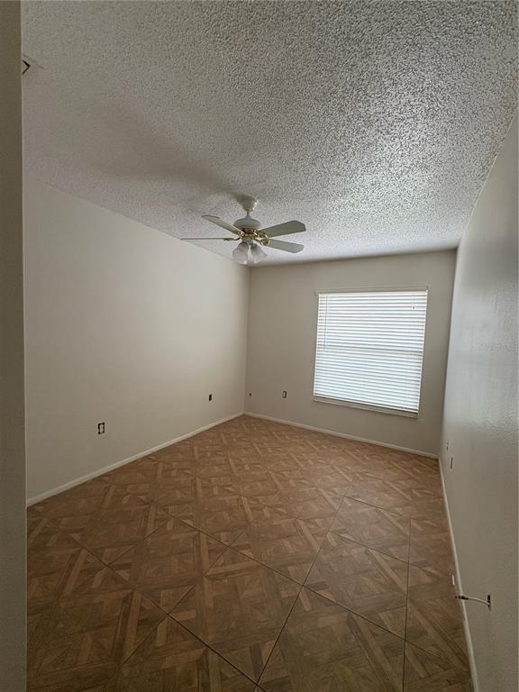 Building Photo - 6177 Chesham Dr