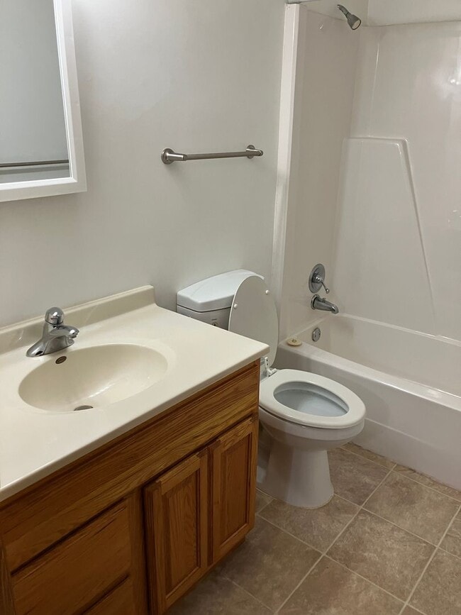 Building Photo - 2 Bedroom Unit available at New Bremen Flats!