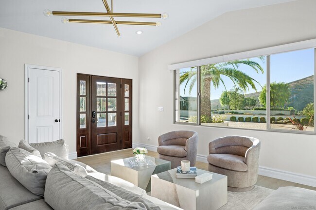 Building Photo - 424 Agua Vista Dr
