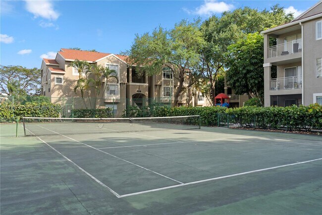 Building Photo - 1725 Palm Cove Blvd