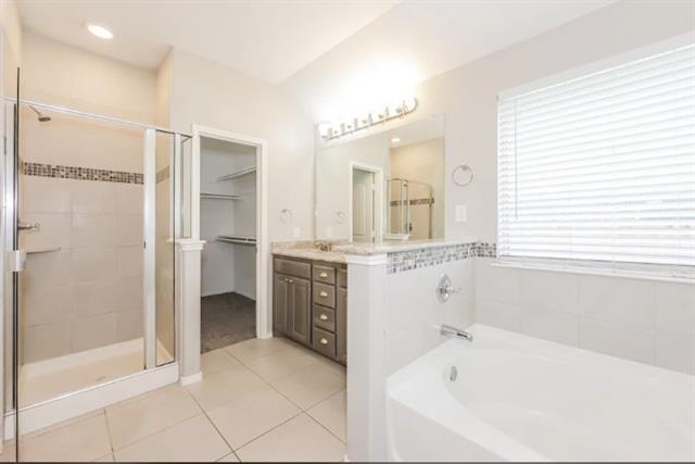 Building Photo - 2533 Weatherford Heights Dr