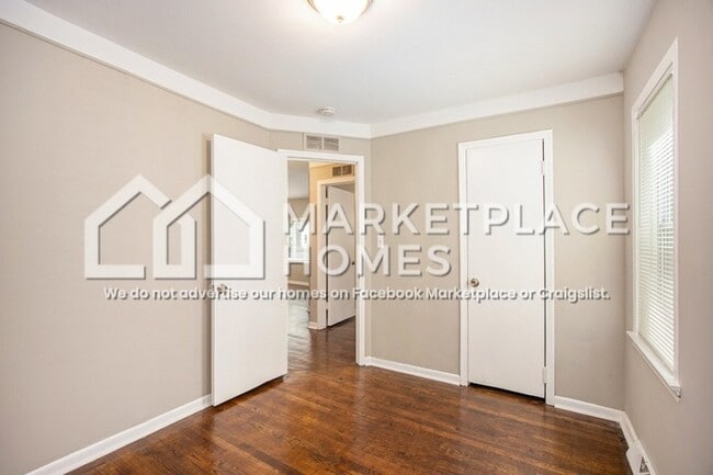 Building Photo - 8147 Prospect Ave