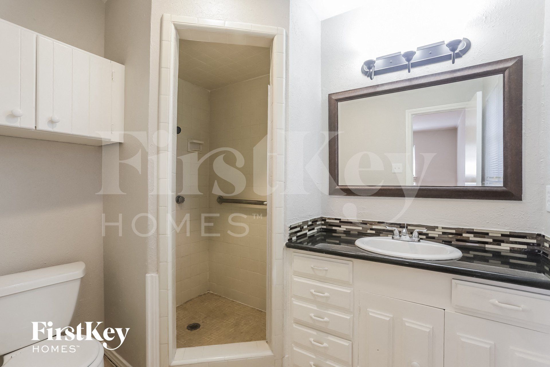 Building Photo - 12115 Hillcroft St