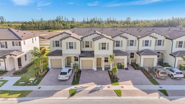 Building Photo - 2546 SE 29th St