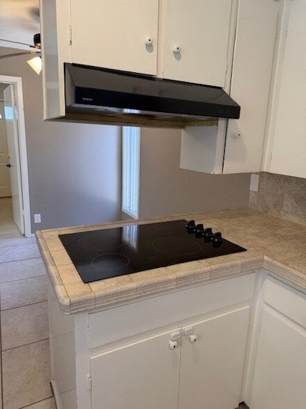 Building Photo - 1402 W Pecan Ave