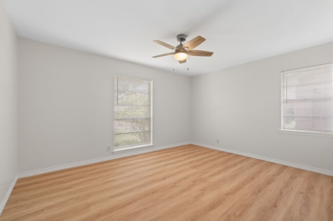 Building Photo - 3422 Quakertown Dr