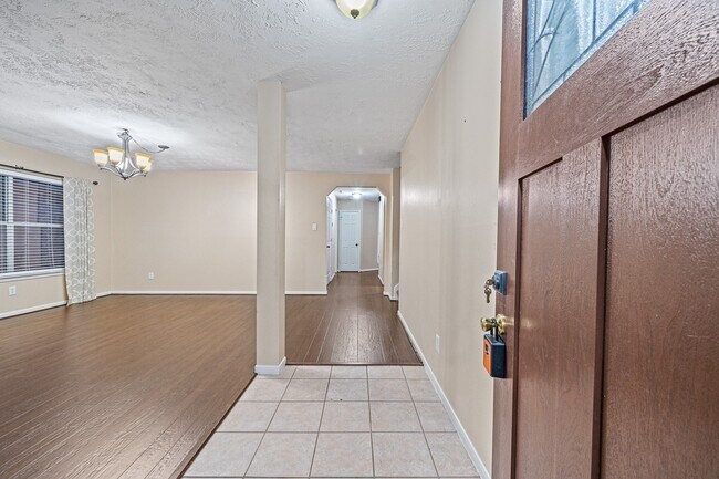 Building Photo - 19603 Yaupon Mist Dr