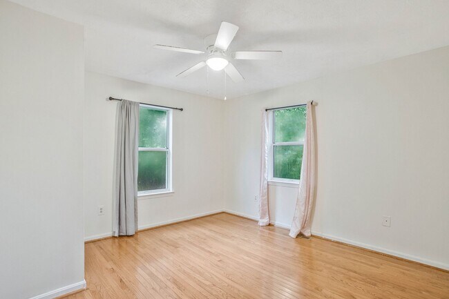 Building Photo - Spacious 3BR House in Lusby
