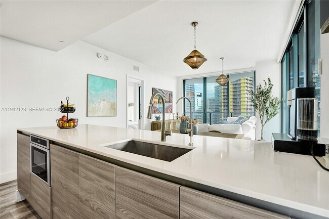 Building Photo - 1300 S Miami Ave