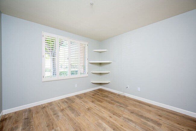 Building Photo - 104 Tropea Aisle