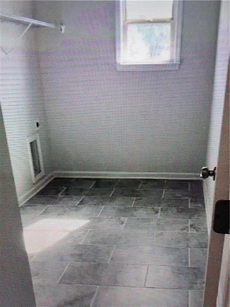 Building Photo - 112 Blue Iris Ct