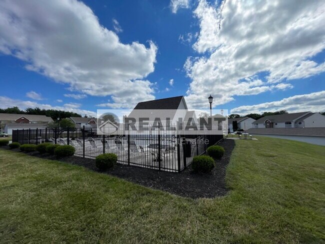 Building Photo - 412 Marian Ln