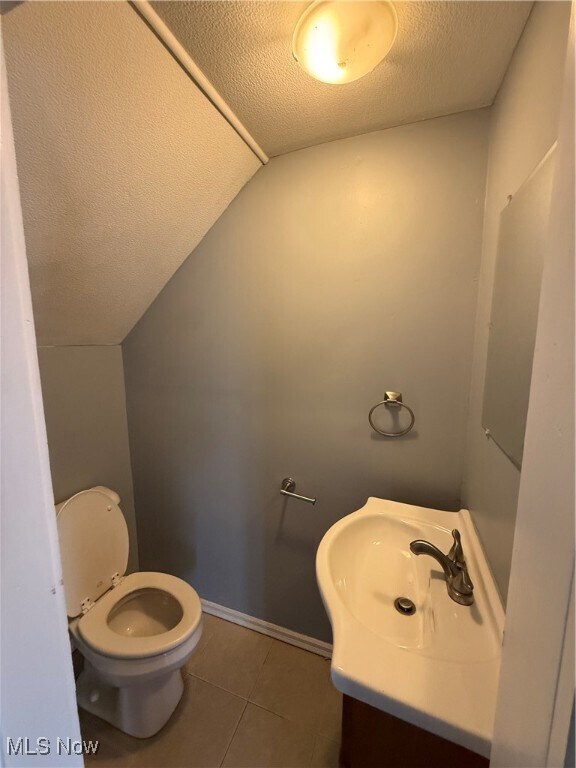 Building Photo - 1333 Maple Ave