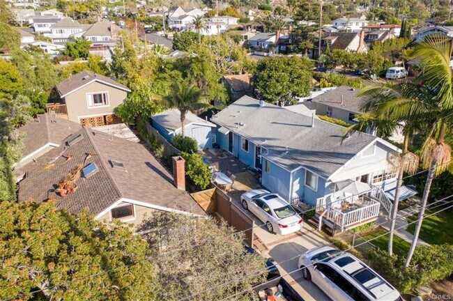 Building Photo - 1172 Catalina St