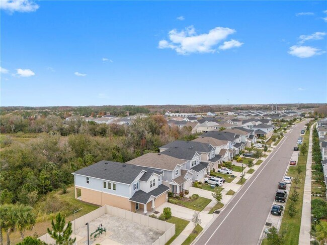 Building Photo - 28575 Cozy Creek Dr