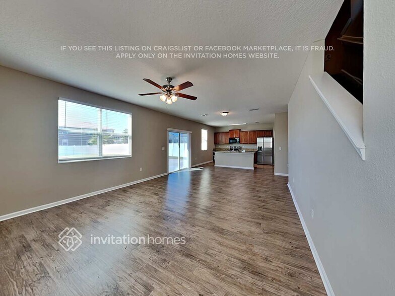 Primary Photo - 3421 Canyon Falls Dr