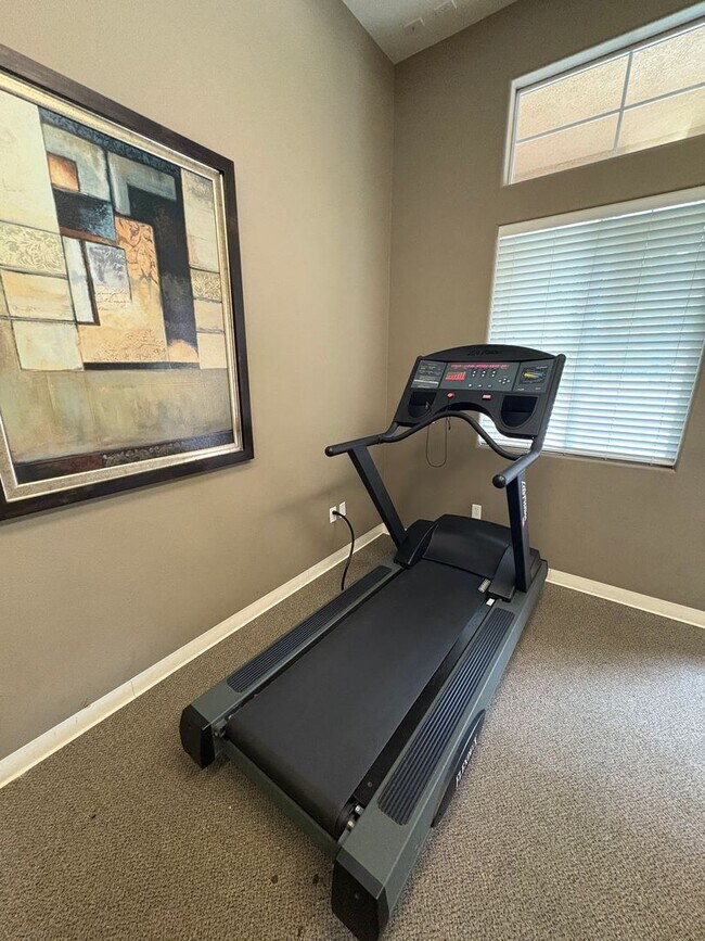 Building Photo - Stunning Home in a Desirable Gated Community