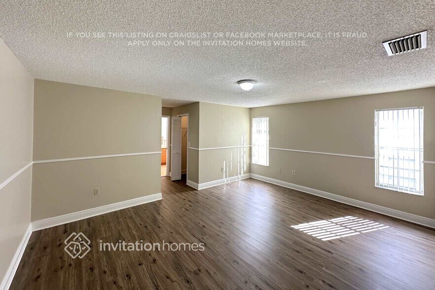 Building Photo - 14655 SW 139th Ct