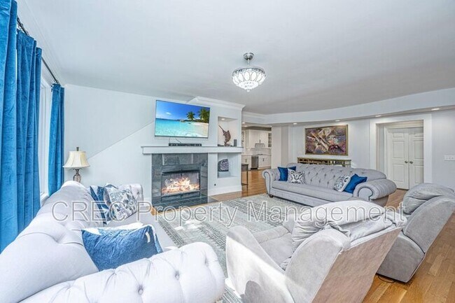 Building Photo - 3738 Station Point Ct