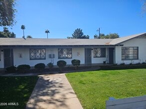 Building Photo - 521 W Maryland Ave