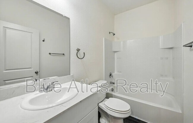 Building Photo - 13212 Ridings Dr