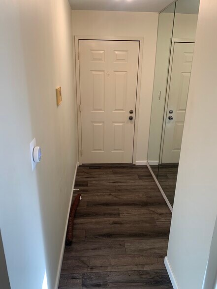 Building Photo - 2013 Ammer Ridge Ct
