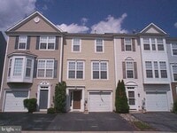 Building Photo - 18 Glennwood Dr