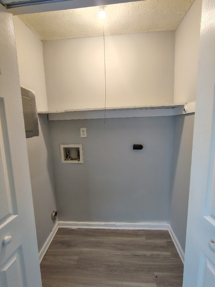 Building Photo - 74 Ferguson Dr