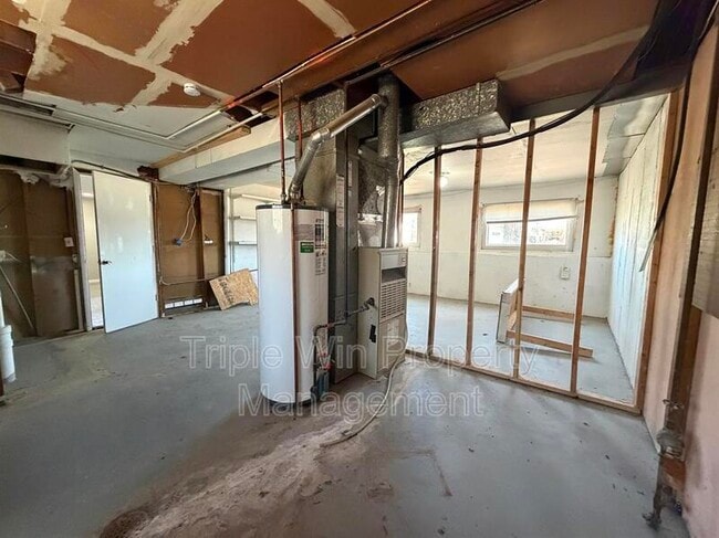 Building Photo - 5243 Ville Maria Ln