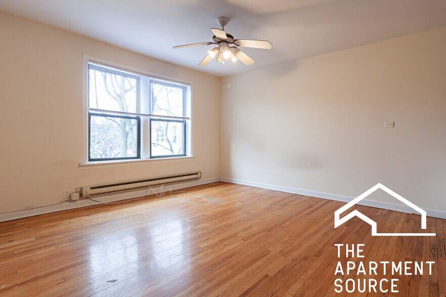 Building Photo - 1058 W George St