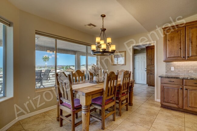 Building Photo - 2450 Angler Dr