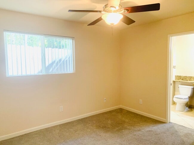 Building Photo - 1BD/1BA Mission Hills Apartment w/ 1-Car Garage! Only $1,995/mo~