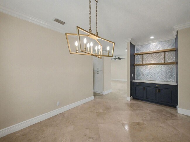 Building Photo - 5884 NW 49th Ln