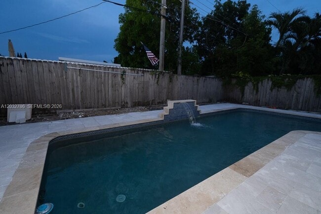 Building Photo - 5941 NW 14th Ct